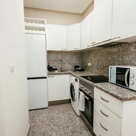 Appartement Almas, Hall 1 Min, 4 Pax, Smart Tv